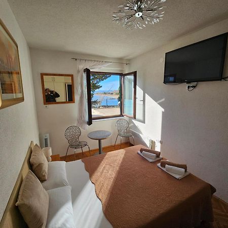 オミシュMorska Postelja - Sea Bedアパートメント エクステリア 写真
